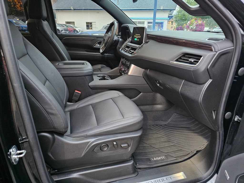Used 2023 Chevrolet Tahoe Z71 w/ Z71 Off-Road Package AWD/4WD image 14