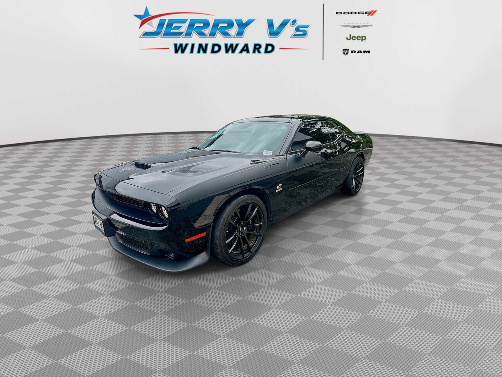 Used 2021 Dodge Challenger R/T Scat Pack RWD image 4