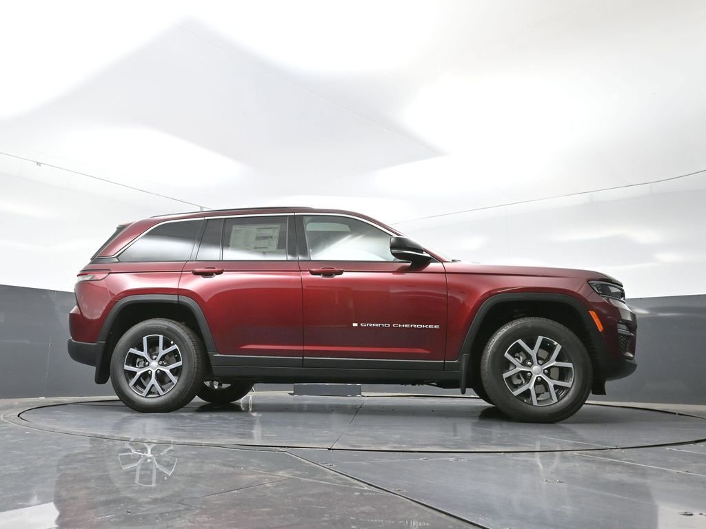 New 2025 Jeep Grand Cherokee Limited w/ Trailer Tow Package image 49