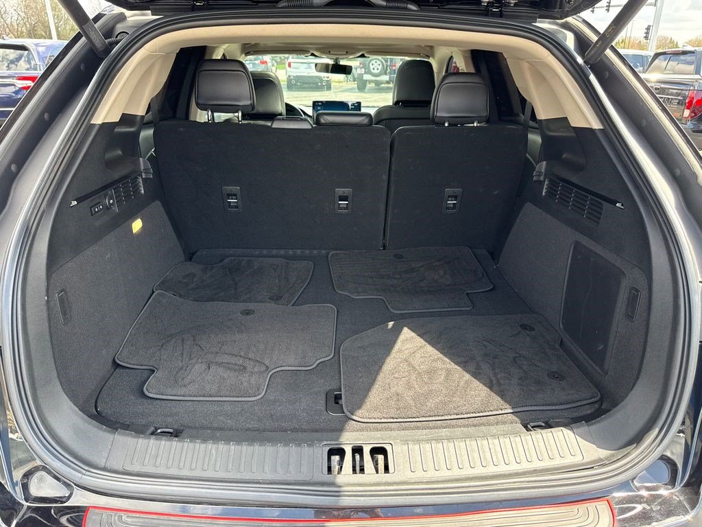 Used 2023 Lincoln Nautilus Reserve w/ Luxury Package image 16