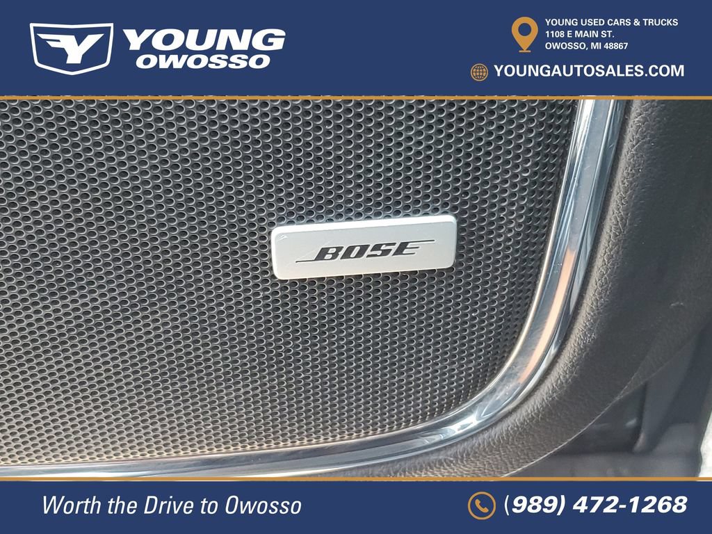 Used 2020 Chevrolet Suburban LT AWD/4WD image 25