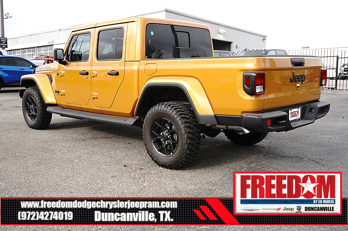 New 2026 Jeep Gladiator Sport AWD/4WD image 3