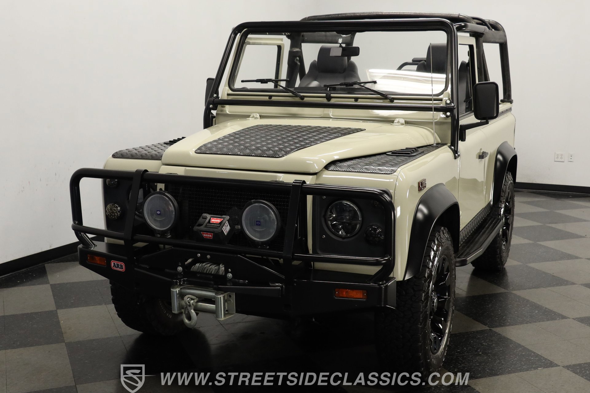 Used 1994 Land Rover Defender 90 image 16