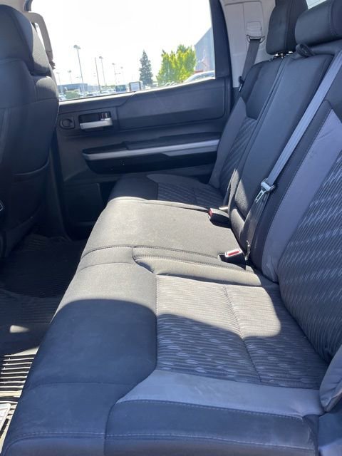 Used 2019 Toyota Tundra SR5 w/ SR5 Upgrade Package AWD/4WD image 10