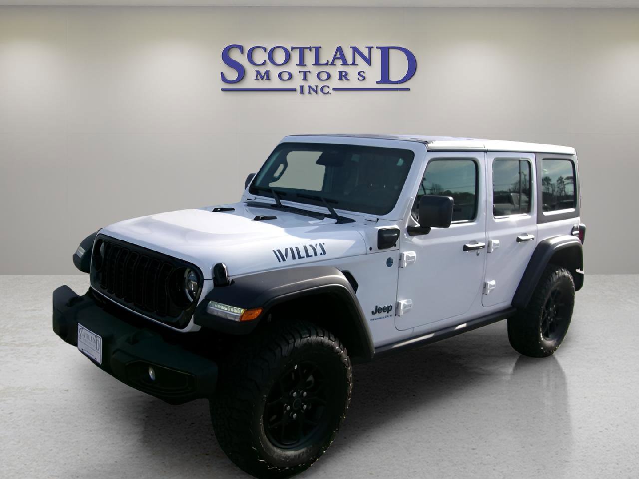 Used 2025 Jeep Wrangler Sport S AWD/4WD image 2