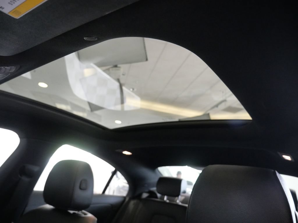 Used 2023 Mercedes-Benz CLA 250 4MATIC image 26