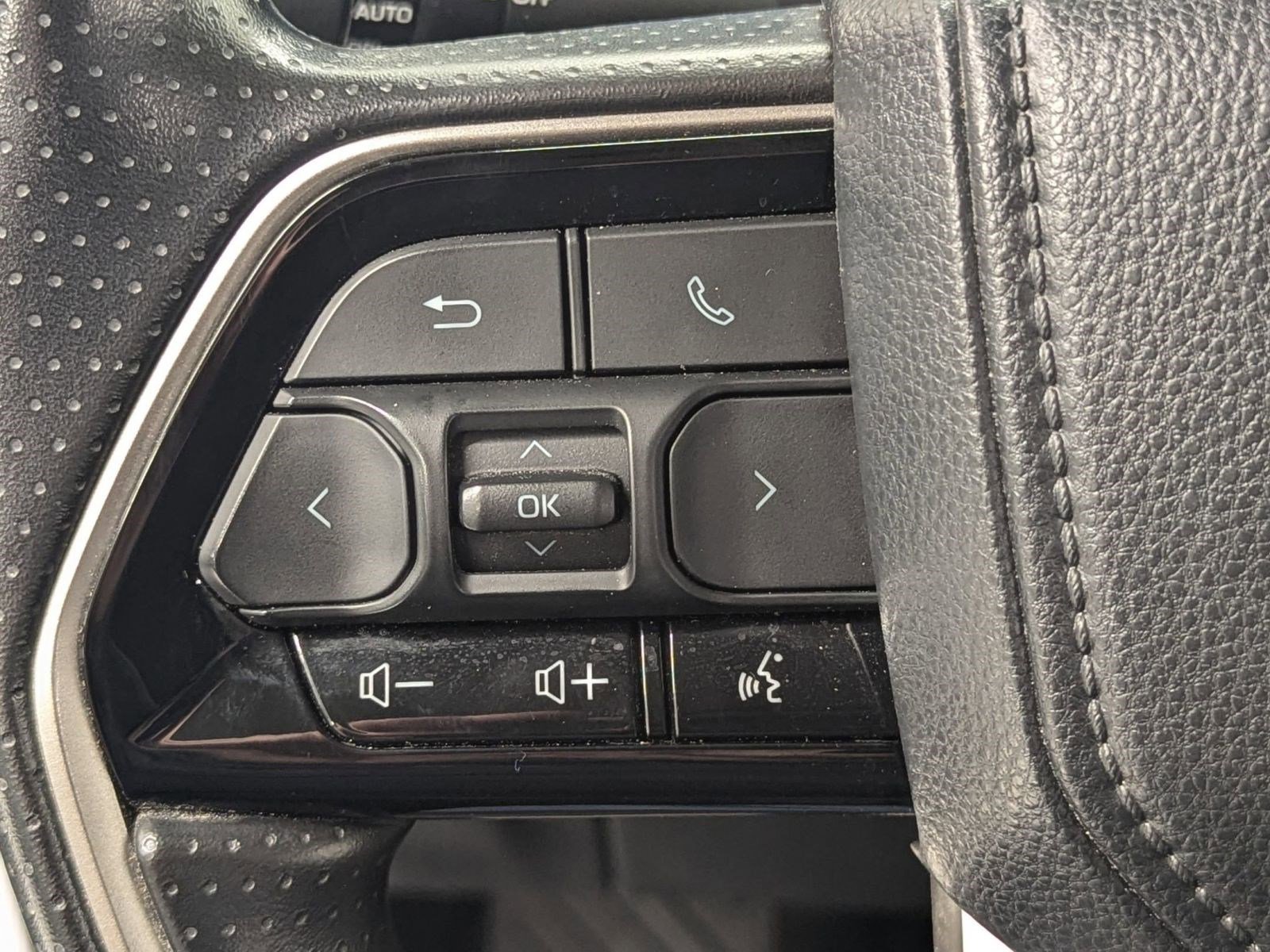 Used 2024 Toyota Tundra SR5 w/ SR5 Convenience Package image 11