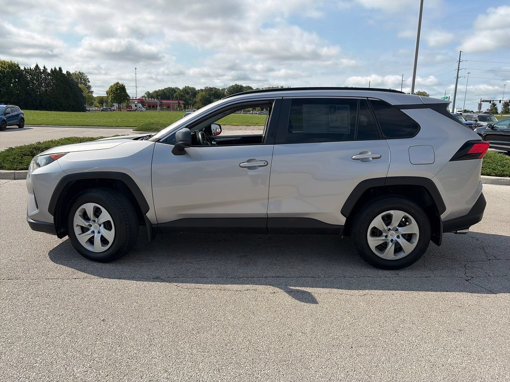 Used 2020 Toyota RAV4 LE w/ All Weather Liner Package AWD/4WD image 4
