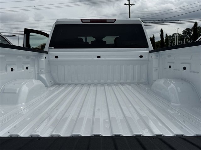 New 2026 GMC Sierra 2500 SLE image 10