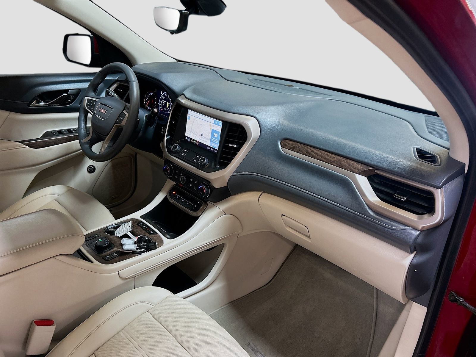 Used 2023 GMC Acadia Denali w/ Denali Technology Package AWD/4WD image 32