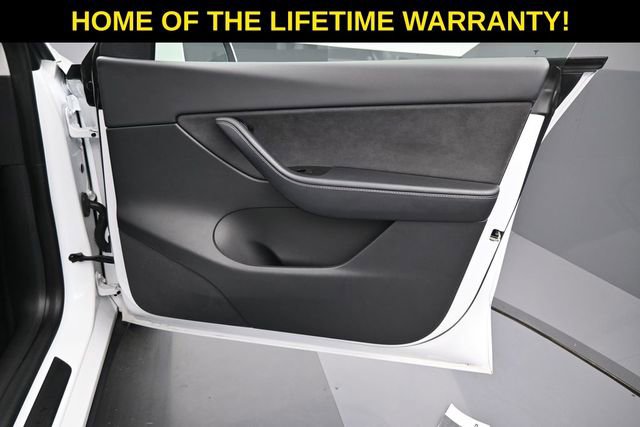 Used 2021 Tesla Model Y Long Range AWD/4WD image 52