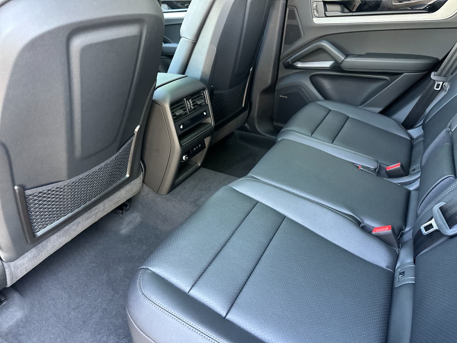 New 2026 Porsche Cayenne AWD/4WD image 13