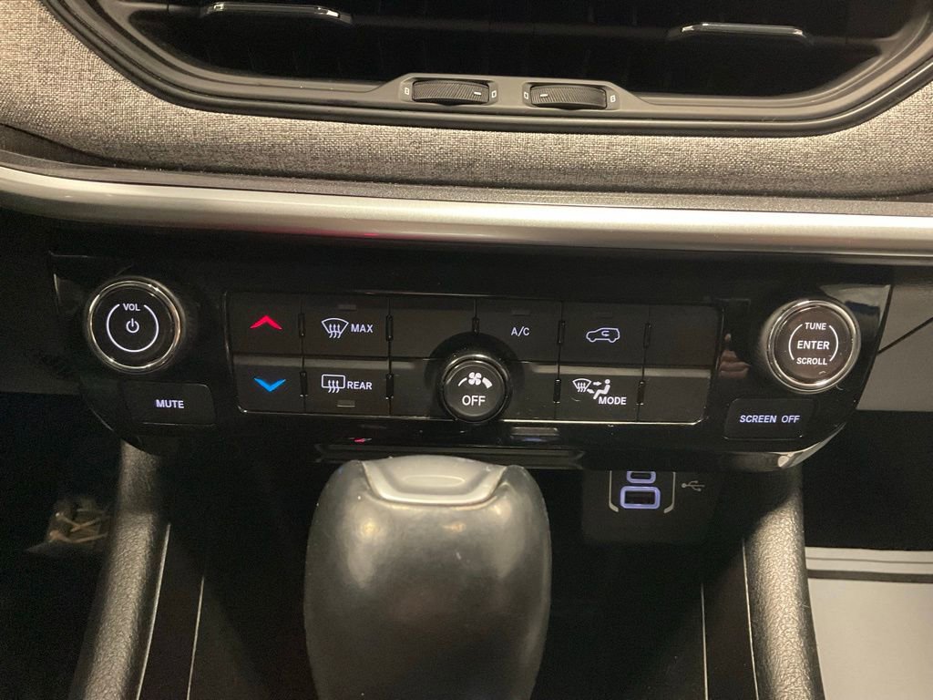 Used 2022 Jeep Compass Latitude image 8