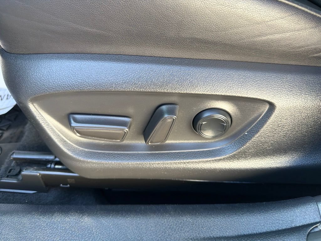 Used 2021 Toyota Avalon TRD FWD image 23