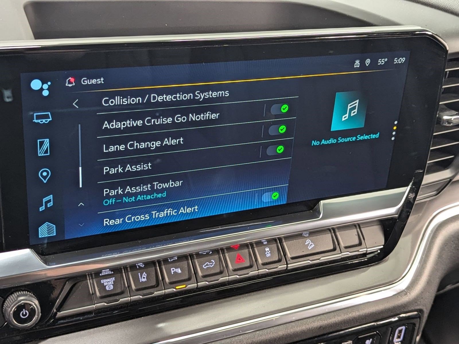 Used 2024 Chevrolet Silverado 2500 High Country w/ High Country Premium Package image 34