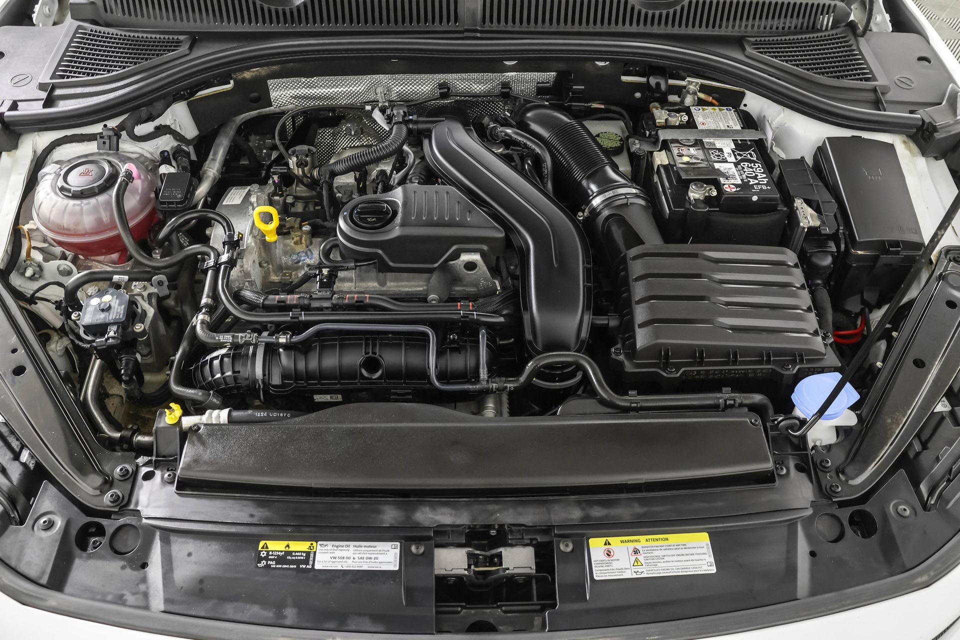 Used 2025 Volkswagen Jetta SE image 47