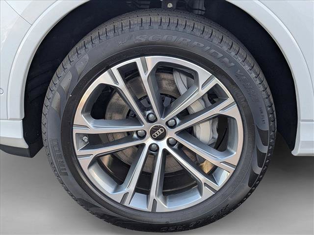 New 2026 Audi Q7 2.0T Premium AWD/4WD image 9