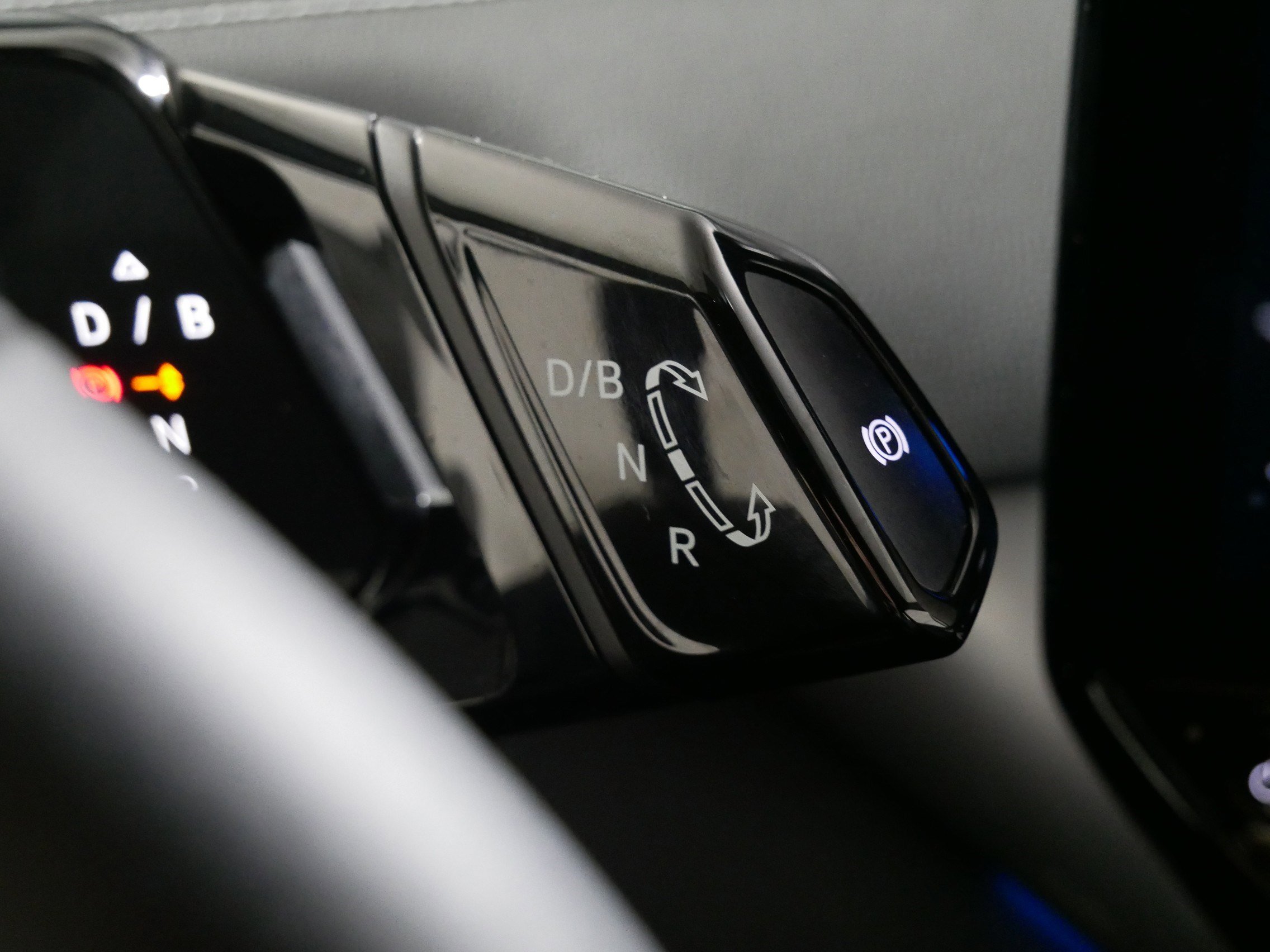 Certified 2023 Volkswagen ID.4 Pro S image 24