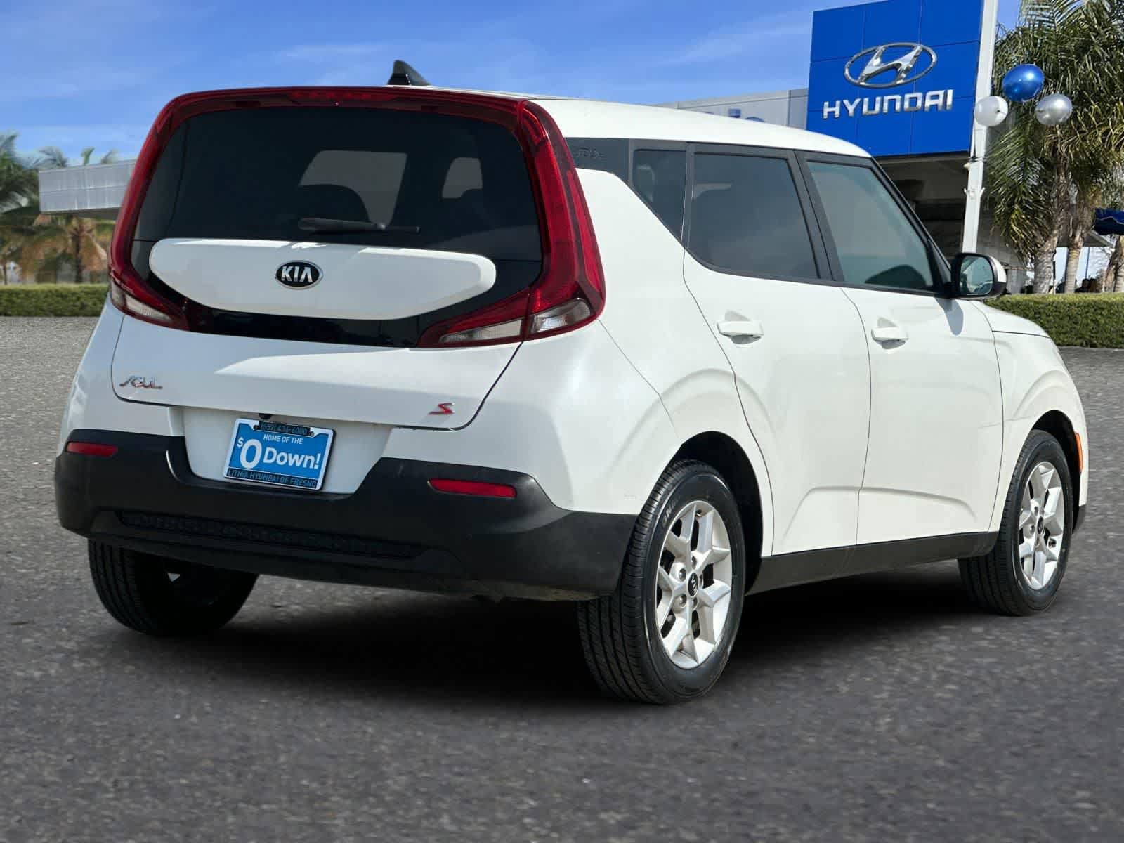 Used 2020 Kia Soul S image 3