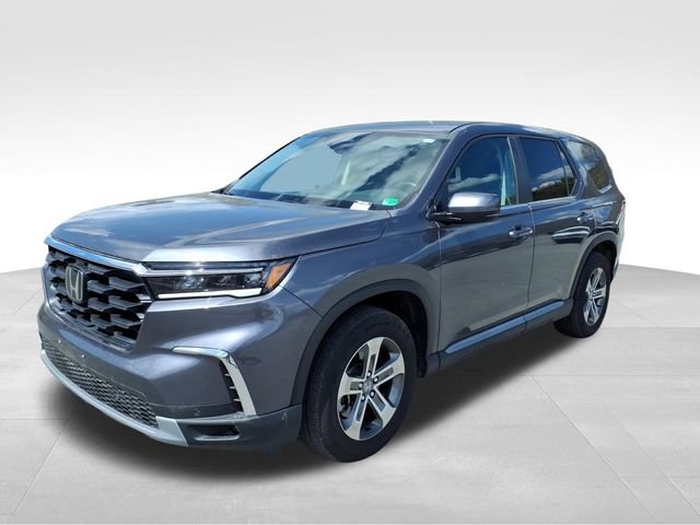 Used 2025 Honda Pilot EX-L image 2