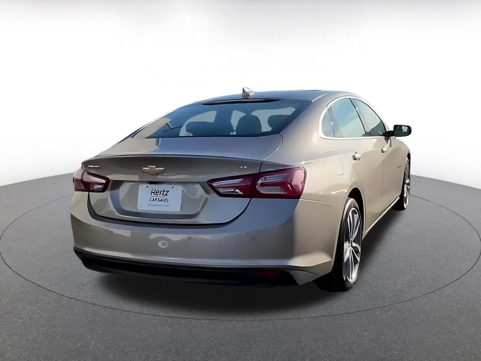 Used 2024 Chevrolet Malibu LT image 14