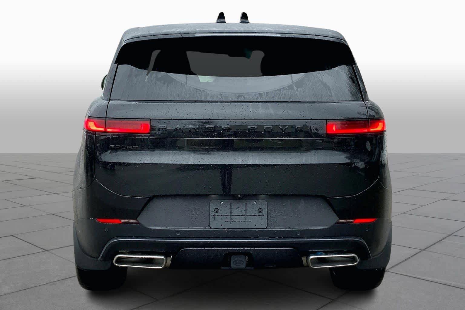 New 2026 Land Rover Range Rover Sport SE AWD/4WD image 4