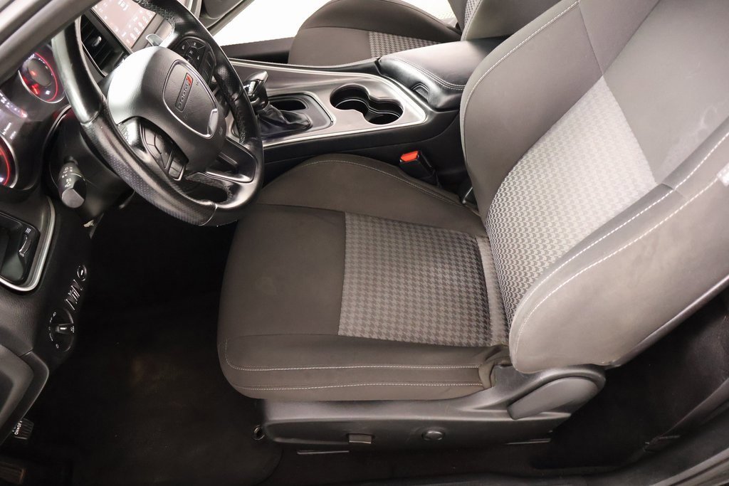 Used 2022 Dodge Challenger GT image 10