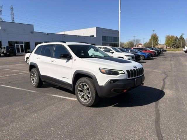 Used 2022 Jeep Cherokee Trailhawk AWD/4WD image 1
