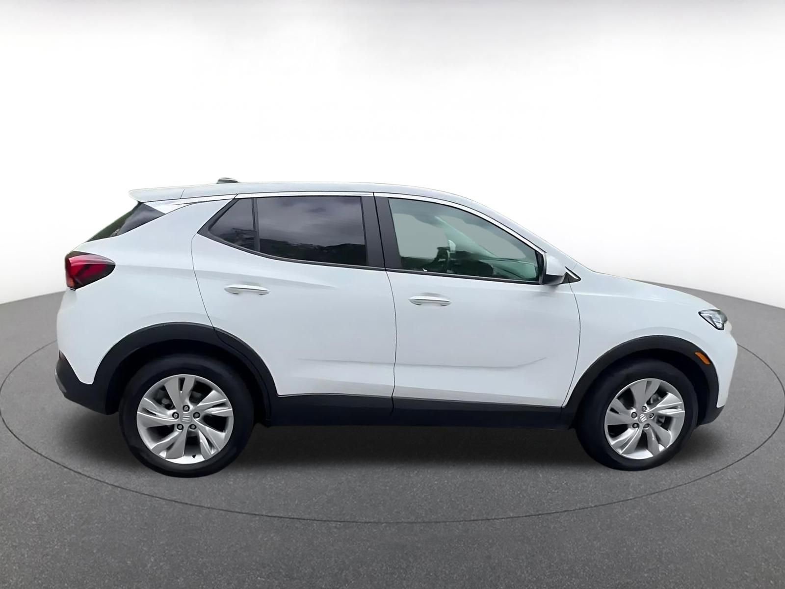 Used 2025 Buick Encore GX Preferred image 16