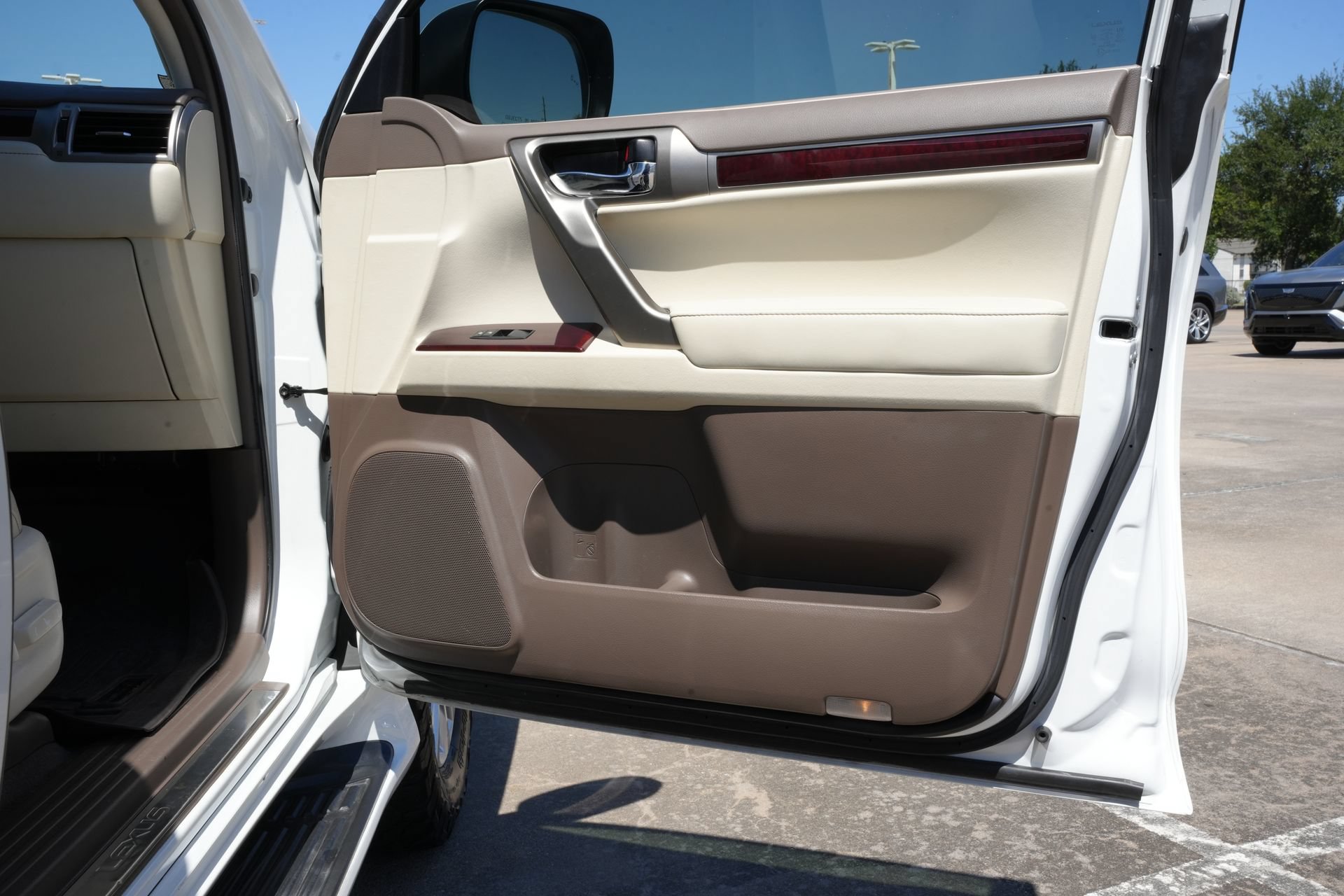 Used 2019 Lexus GX 460 Premium AWD/4WD image 27