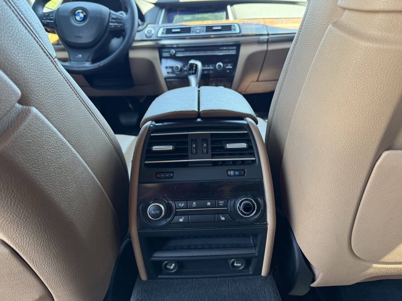 Used 2014 BMW 740Li xDrive w/ Executive Package AWD/4WD image 13