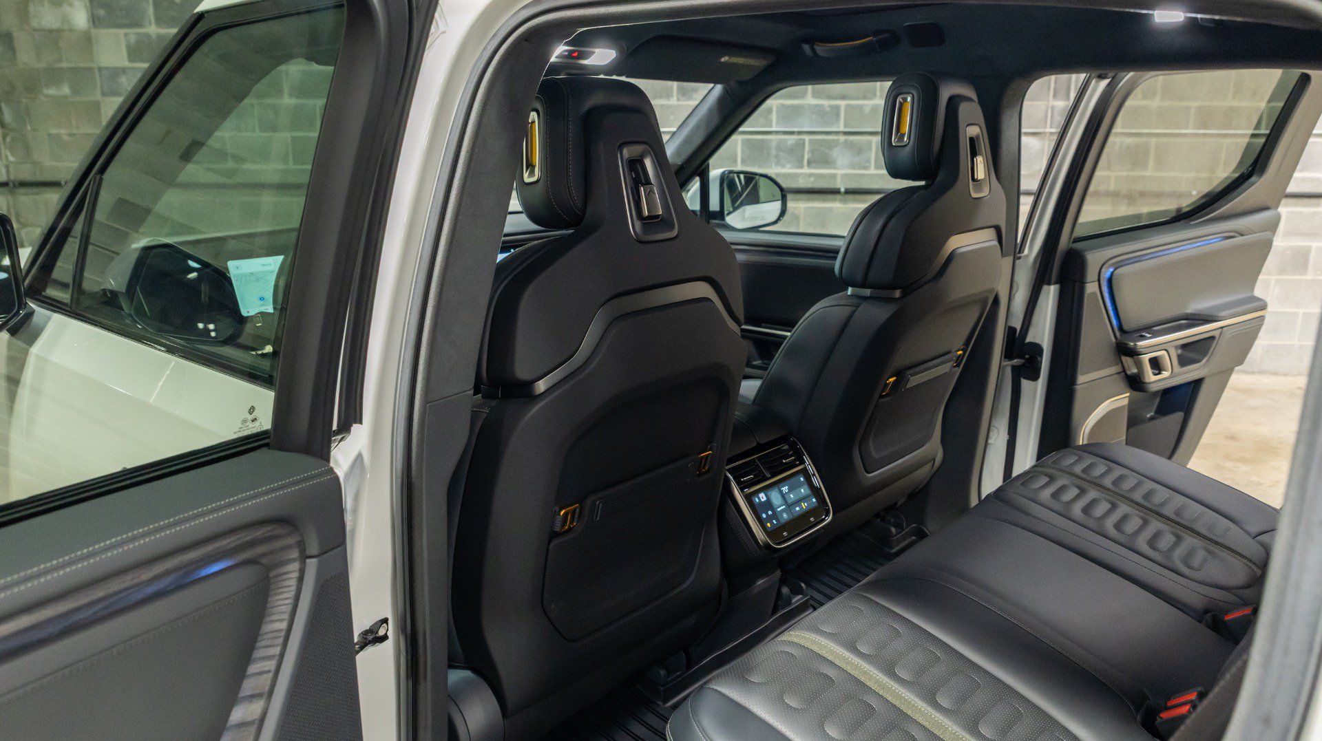 Used 2022 Rivian R1T Adventure AWD/4WD image 53