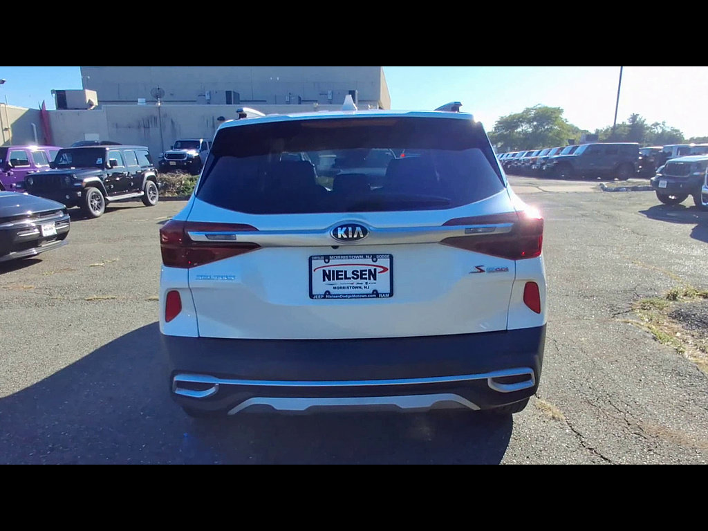 Used 2021 Kia Seltos S AWD/4WD image 7