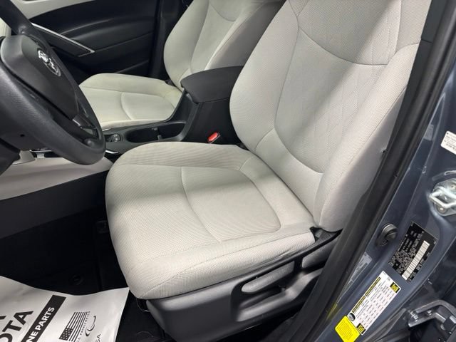 Used 2024 Toyota Corolla Cross L FWD image 14