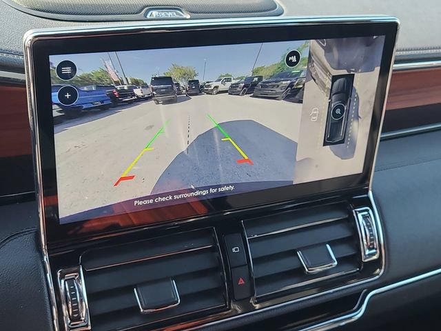 Used 2024 Lincoln Navigator Premiere AWD/4WD image 31