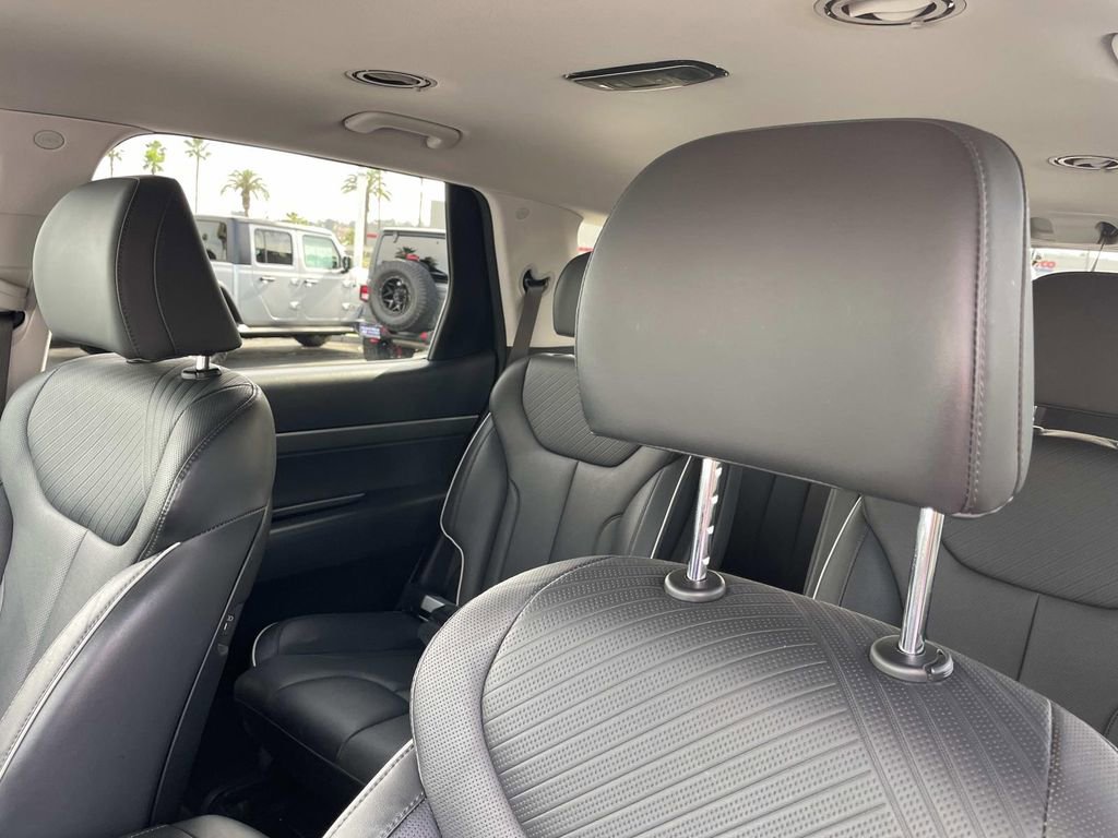 Used 2024 Hyundai Palisade SEL image 23