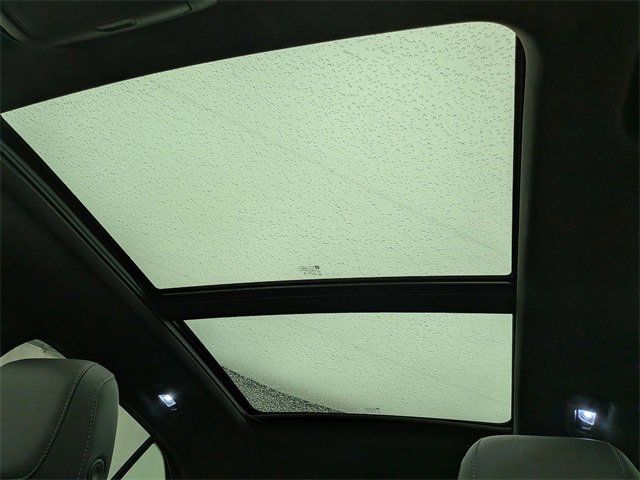 Certified 2023 Cadillac XT4 Premium Luxury w/ Cold Weather Package image 17