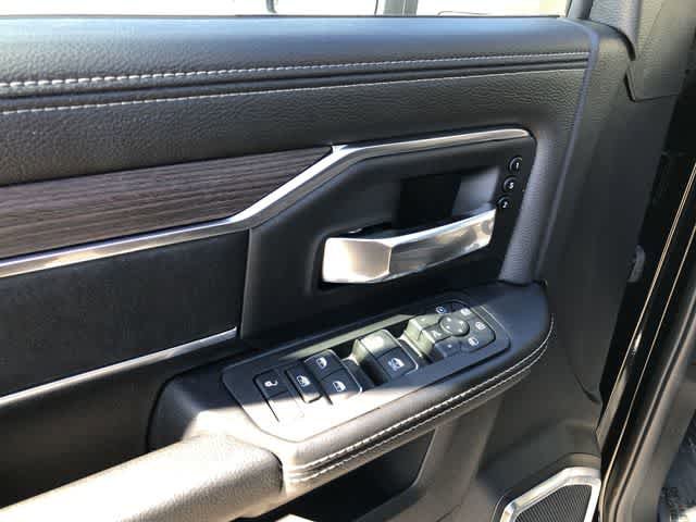 New 2026 RAM 3500 Laramie AWD/4WD image 23