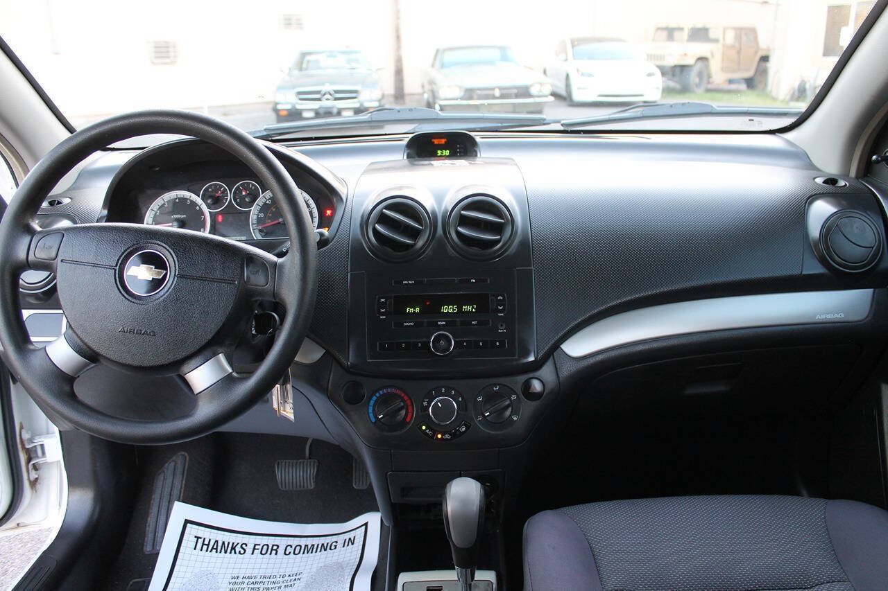 Used 2007 Chevrolet Aveo LS FWD image 36