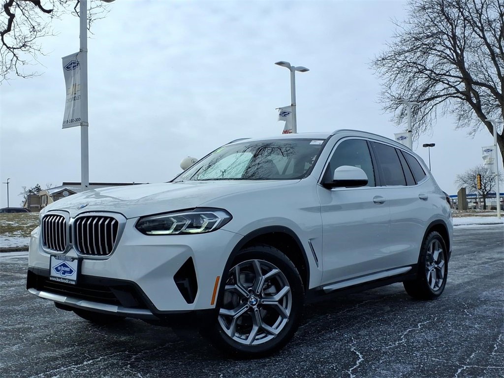 Used 2024 BMW X3 xDrive30i image 3