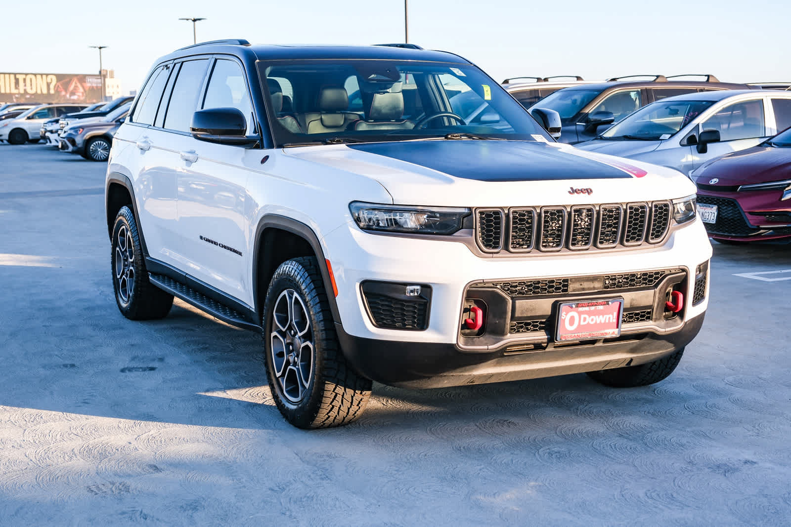 Used 2022 Jeep Grand Cherokee Trailhawk w/ Luxury Tech Group III AWD/4WD image 3
