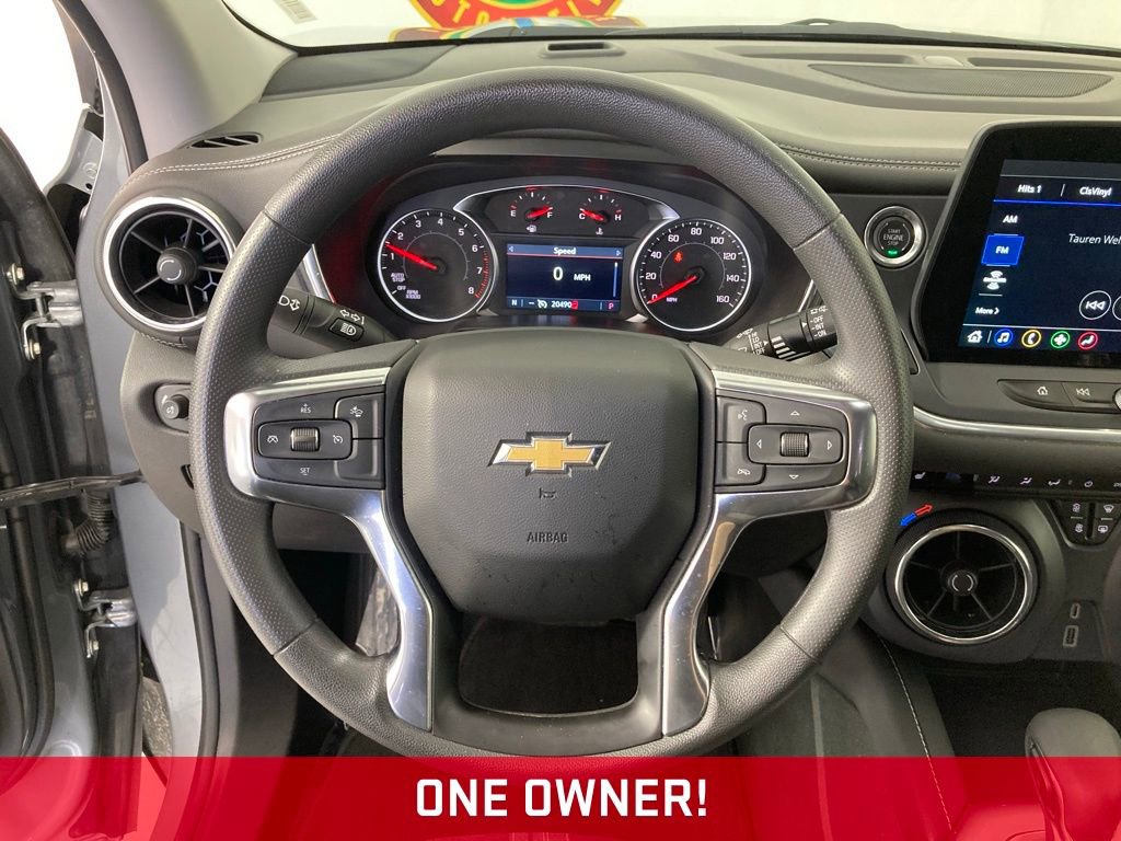 Used 2025 Chevrolet Blazer LT AWD/4WD image 8