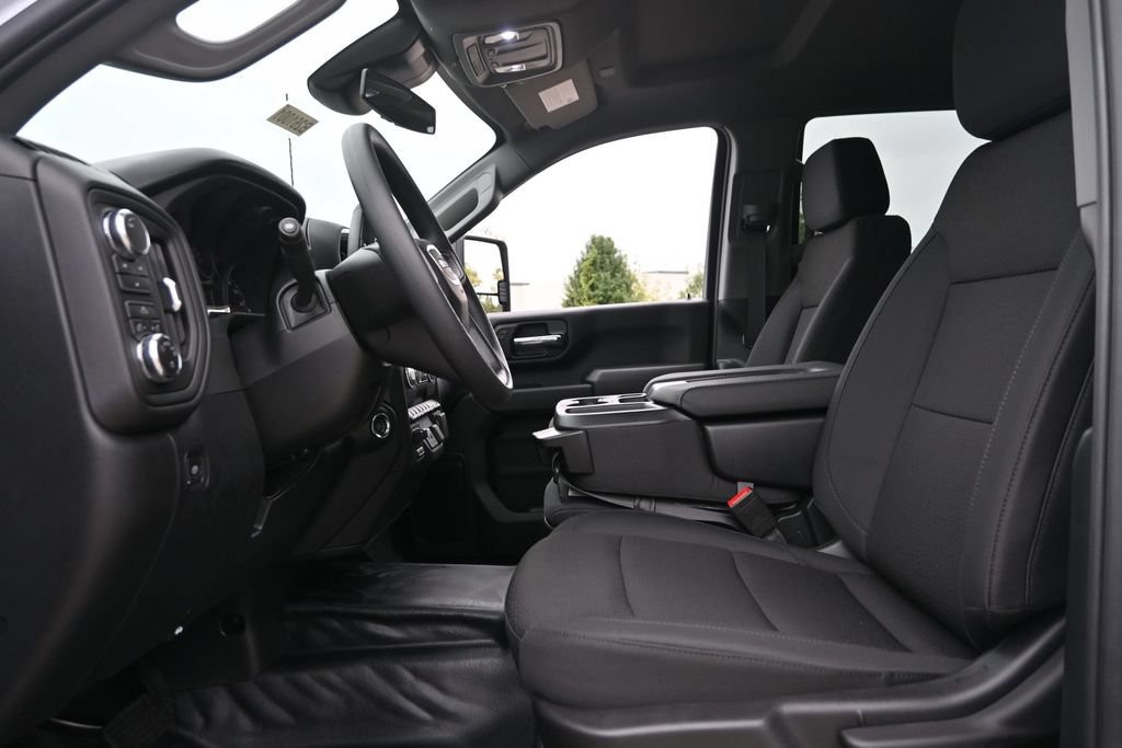 New 2026 GMC Sierra 3500 Pro AWD/4WD image 17
