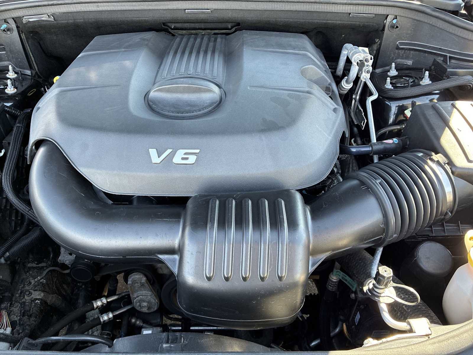 Used 2014 Jeep Grand Cherokee Limited image 25