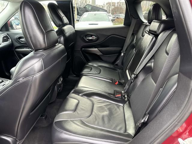 Used 2019 Jeep Cherokee Limited image 15