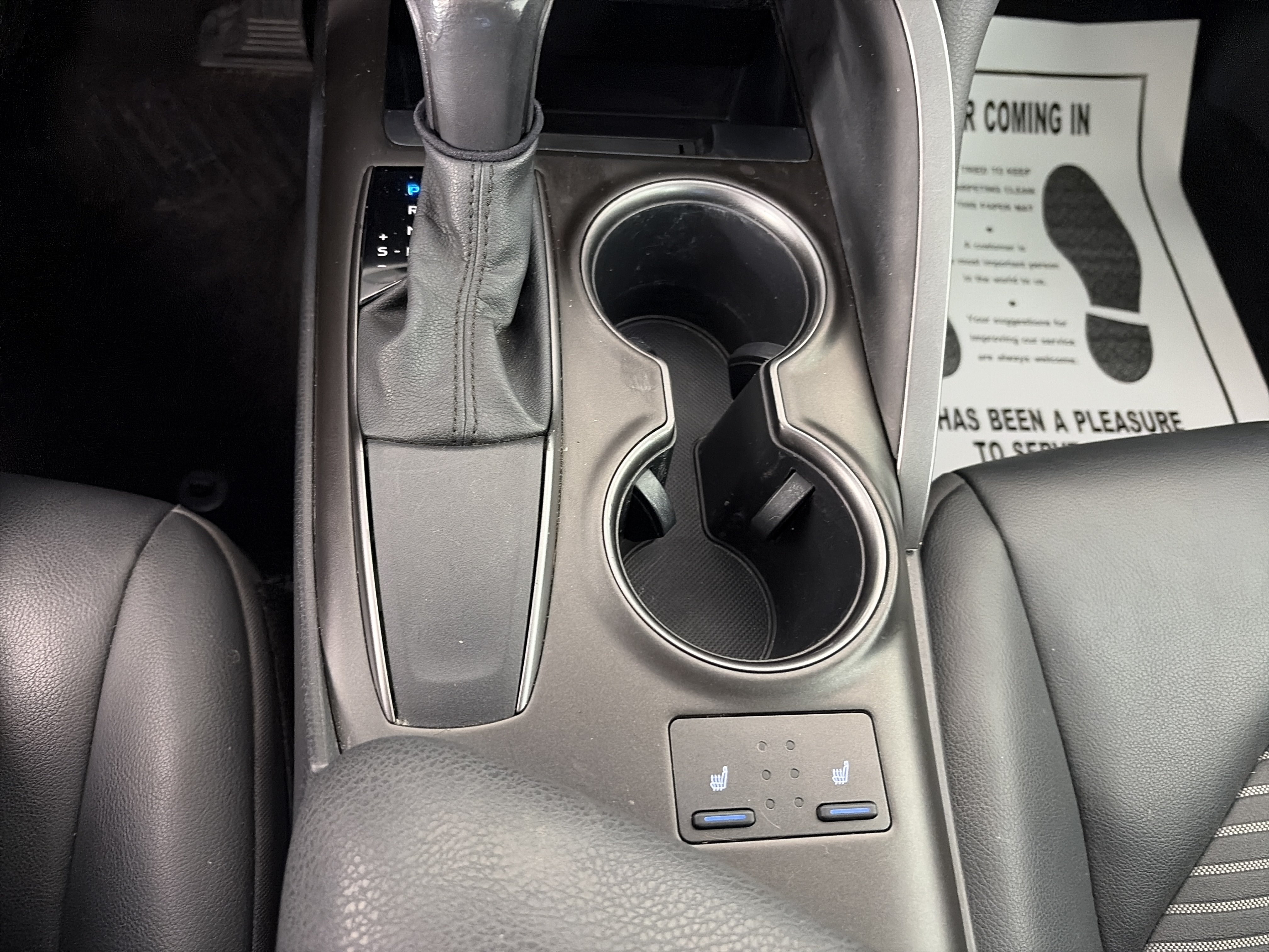 Used 2021 Toyota Camry SE FWD image 25