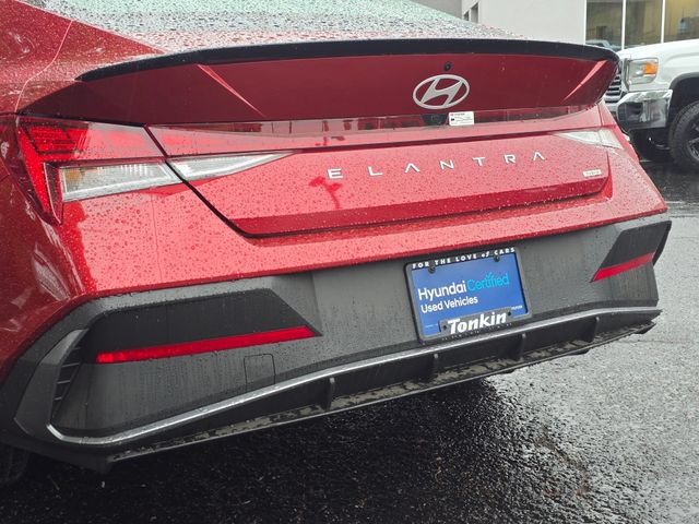 Certified 2025 Hyundai Elantra SEL FWD image 13