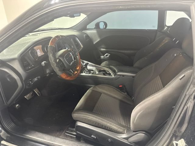 Used 2017 Dodge Challenger R/T RWD image 12