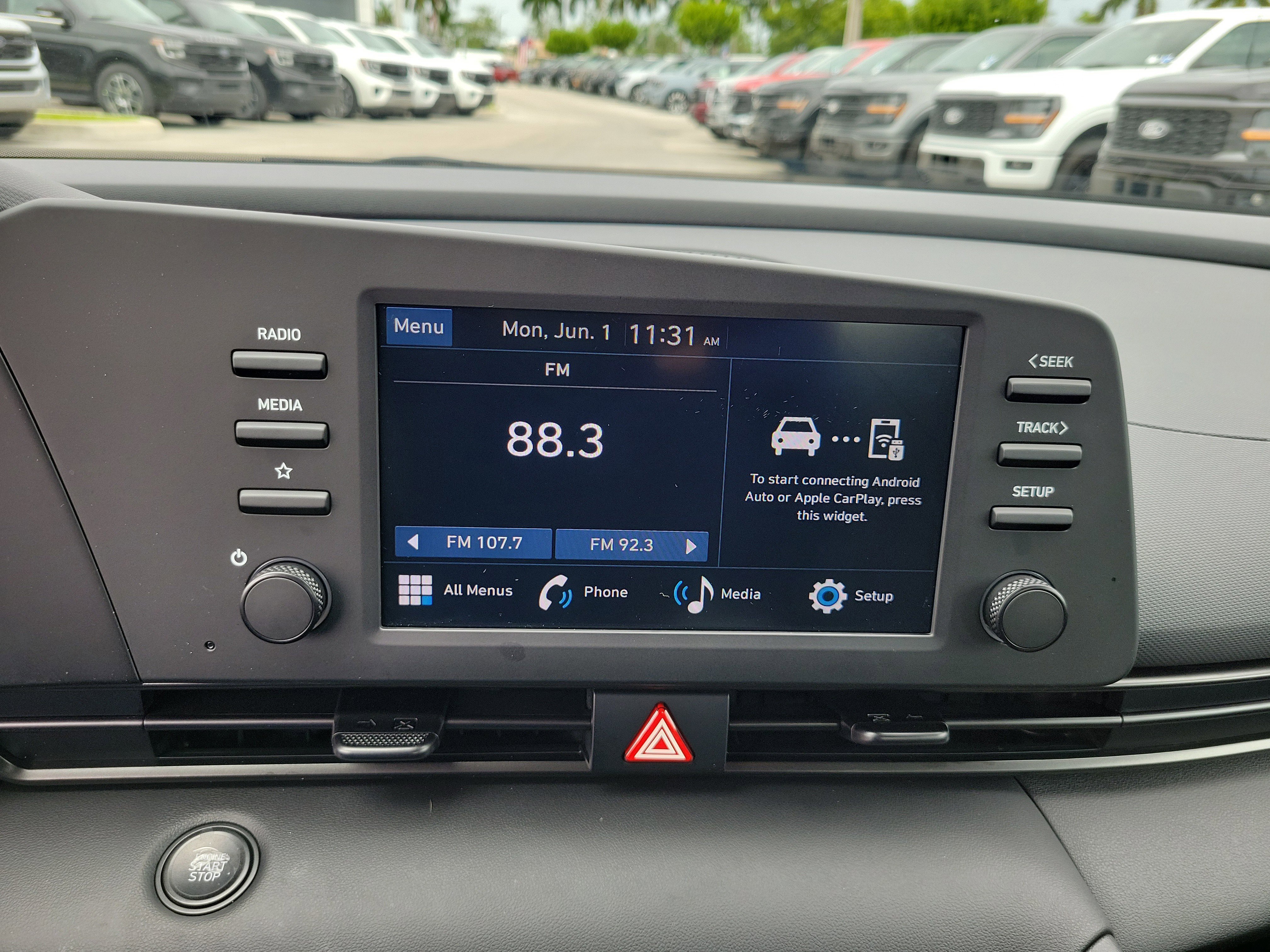 Used 2025 Hyundai Elantra Sport FWD image 21