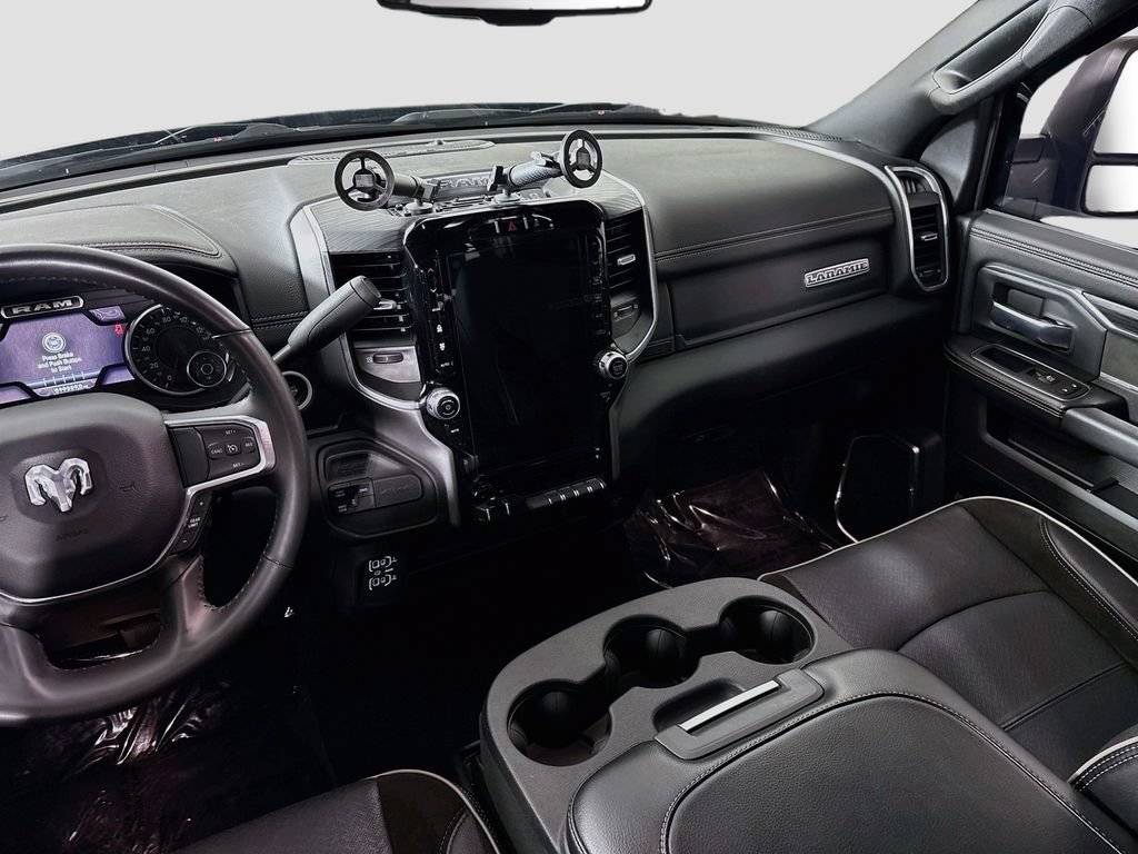 Used 2024 RAM 3500 Laramie AWD/4WD image 26